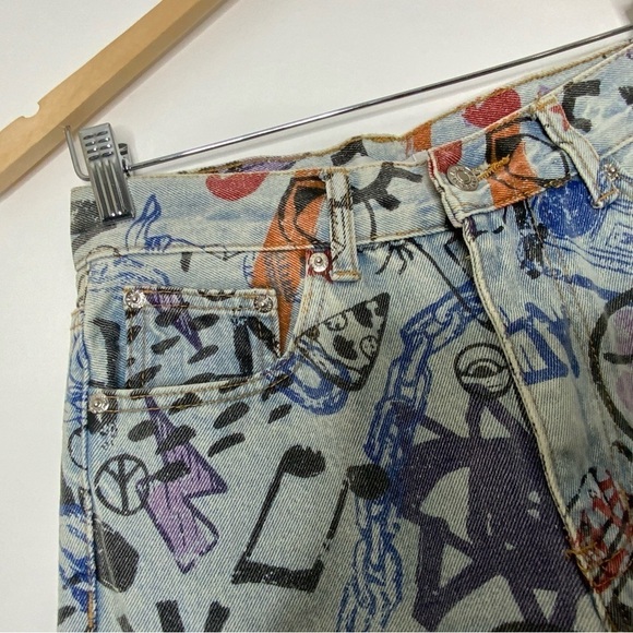 ADIKA Gray Graffiti High Waist Wide Leg Swag Doodle Jeans. Size Medium. (NWT). - Picture 4 of 6